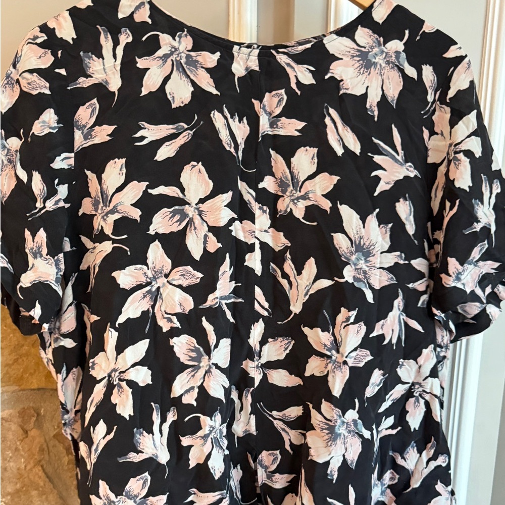 Cropped Madewell Black and Pink Floral Blouse, XXL with tie front